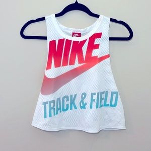 // NIKE MUSCLE TANK //